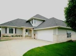 1063 Golfers Ct SE, Rochester, MN 55904