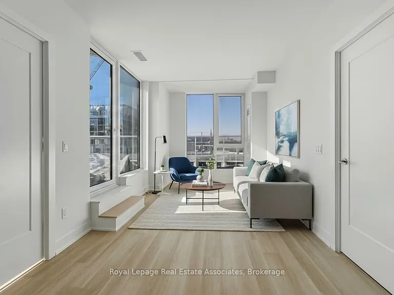 25 Cordova Ave #512 — Photo 1