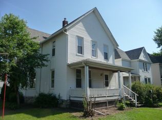 1103 14th Ave, Moline, IL 61265