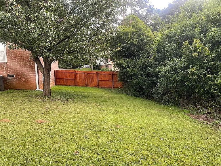 98 Riverview Ct — Photo 25
