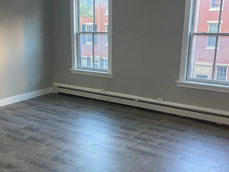 309 S 16th St #2F — Photo 2