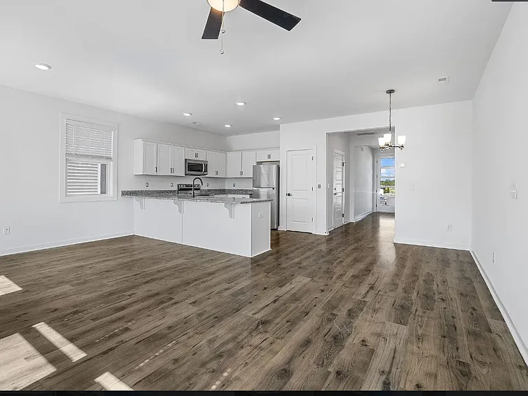 1415 Darrowby Way #1 — Photo 15
