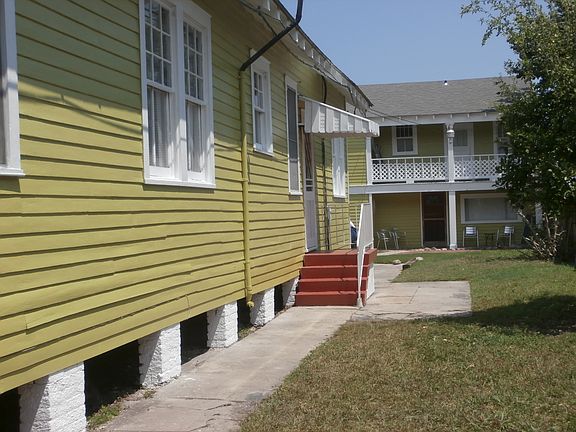 2nd image of 4521 Bienville St #B