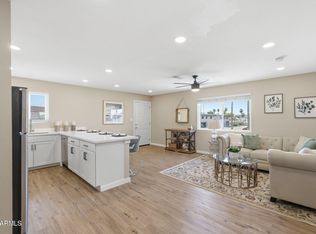 4756 E MORELAND Street, Phoenix, AZ 85008