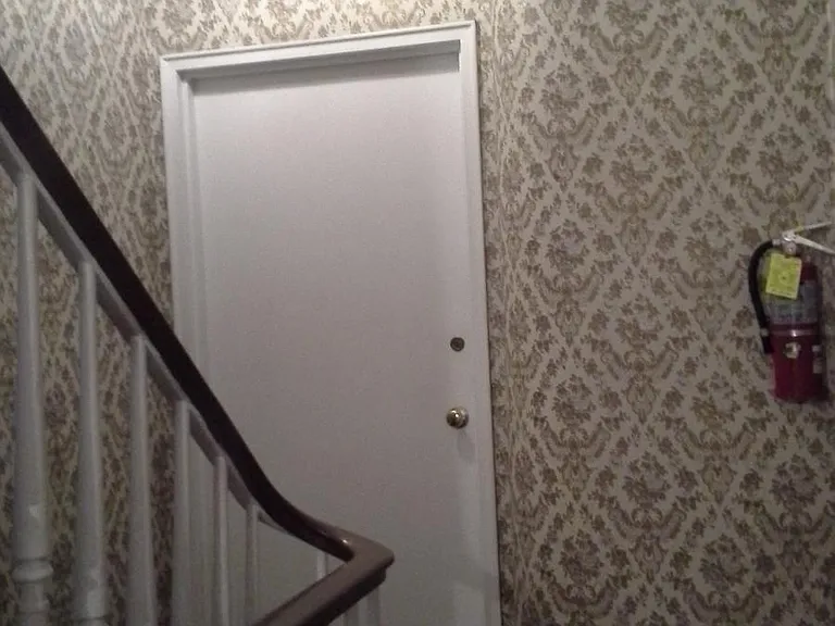 Apt Entry