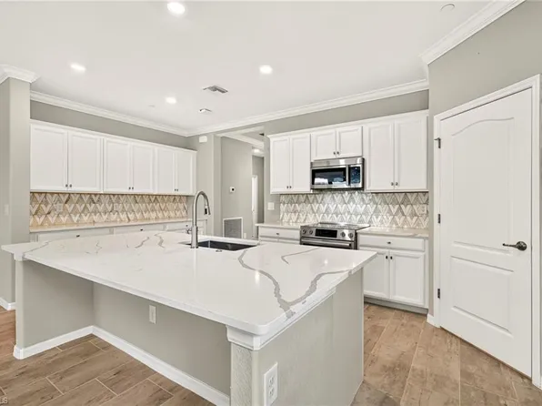 16279 Bonita Landing Circle, BONITA SPRINGS, FL 34135
