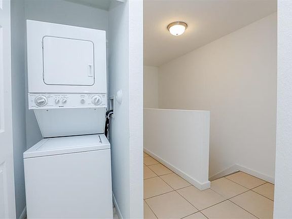 3rd image of 6640 Town Square Dr