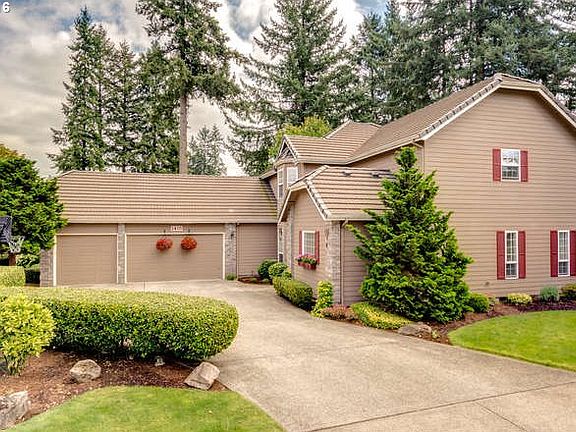 2nd image of 1415 NE 148th Ave