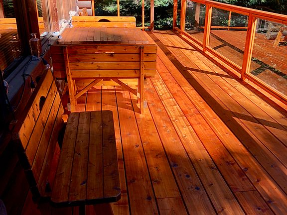 Beautiful surround deck