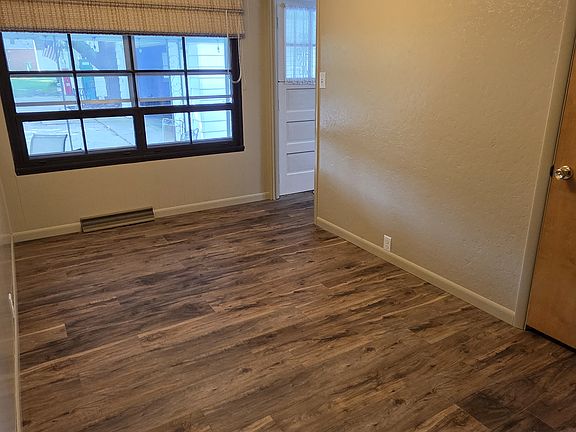 5th image of 509 S Russell St