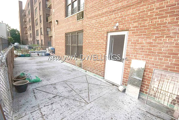 Rented by New York Dwellings LLC | media 10