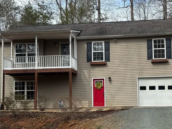 42 Hatchechubee Rd, Palmyra, VA 22963