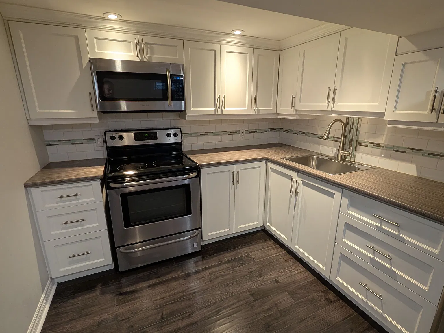 2 bed, $2,100 — Photo 3