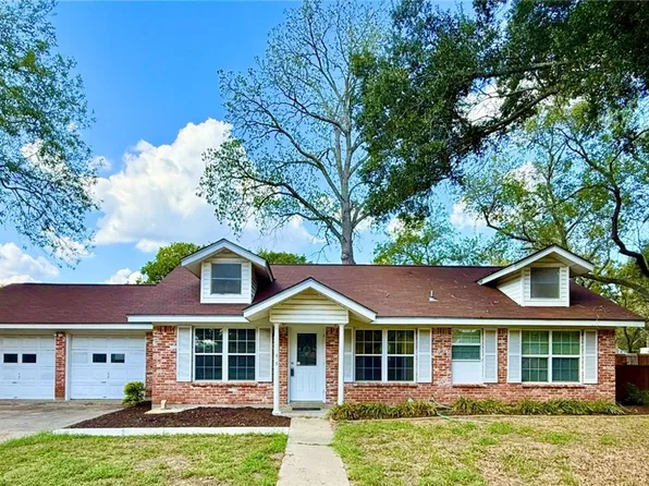 306 Angus St, Victoria, TX 77904