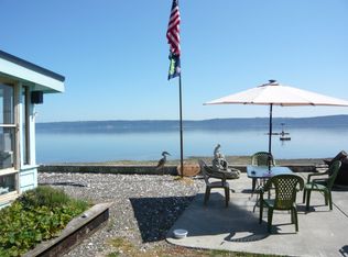 621 Seal Rock Rd, Brinnon, WA 98320