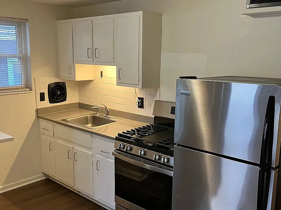 1 bed, 588 sqft, $2,000 — Photo 2