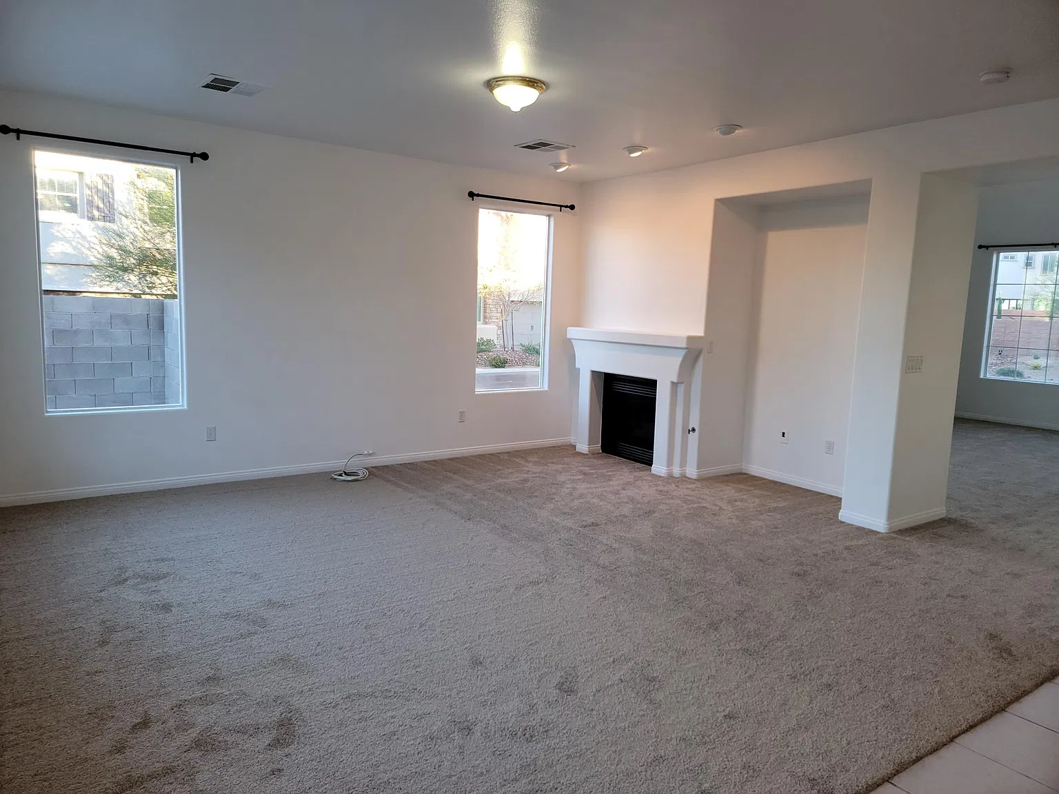 3 bed, 2608 sqft, $2,700 — Photo 4