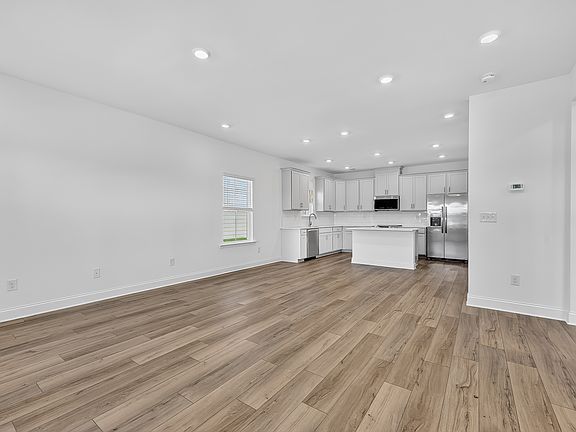Encore Centerville 7