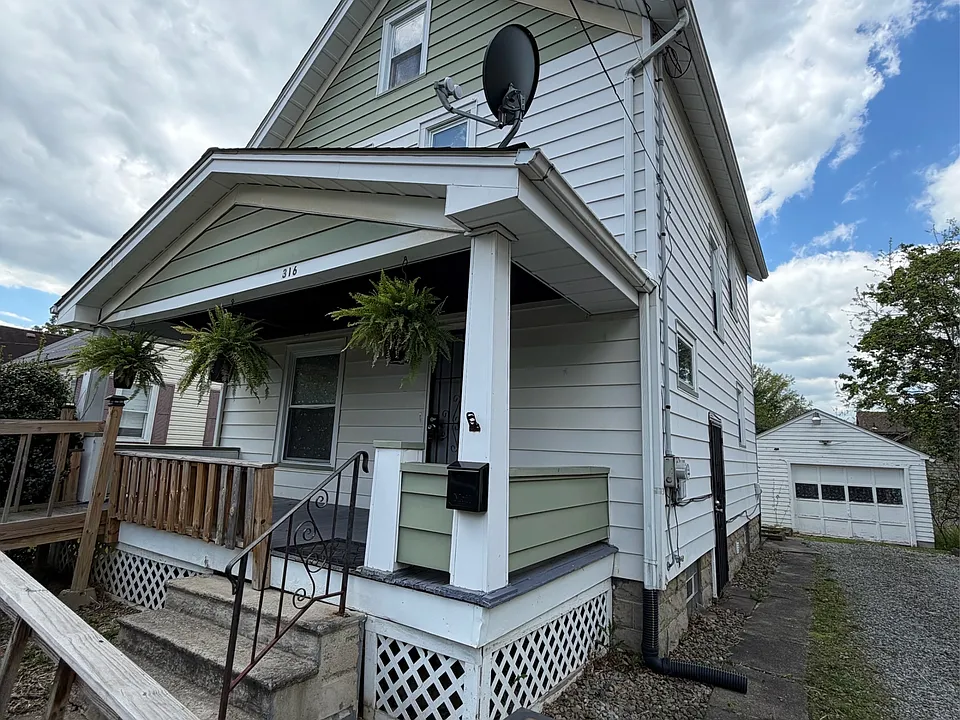 316 Bonnie Brae Ave SE
