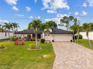 2716 Miracle Pkwy, Cape Coral, FL 33914