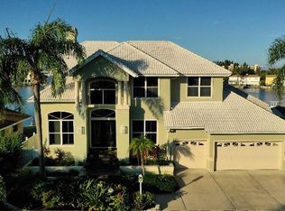 313 Harbor Dr, Indian Rocks Beach, FL 33785