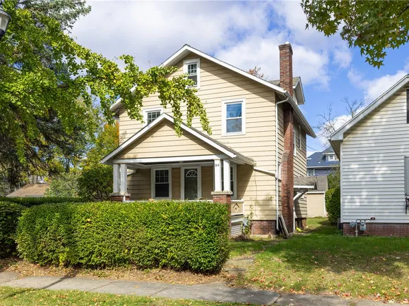 84 Winbourne Rd, Rochester, NY 14611