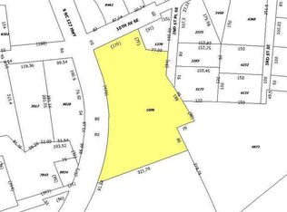 127 10th Ave SE, Hickory, NC 28602