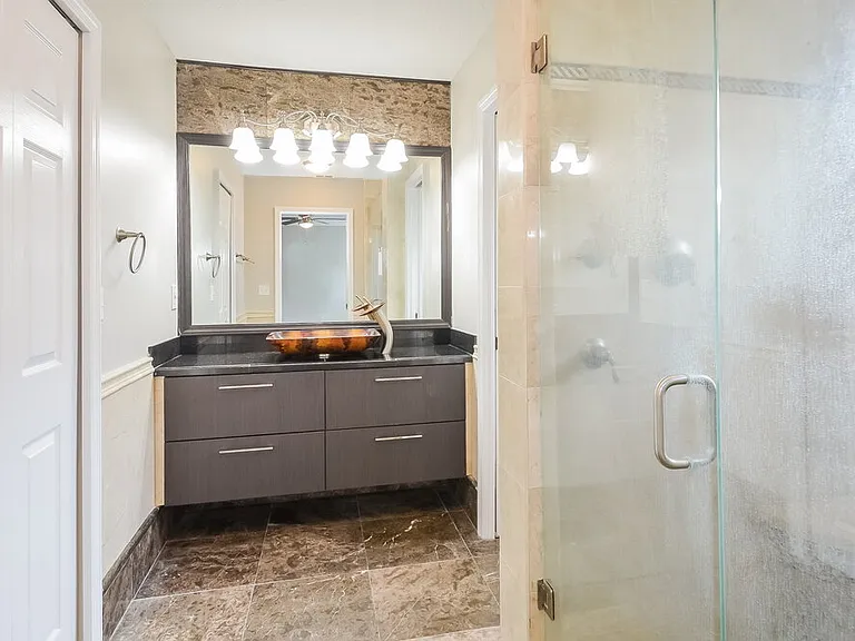 12640 Ashmore Green Dr S — Photo 14