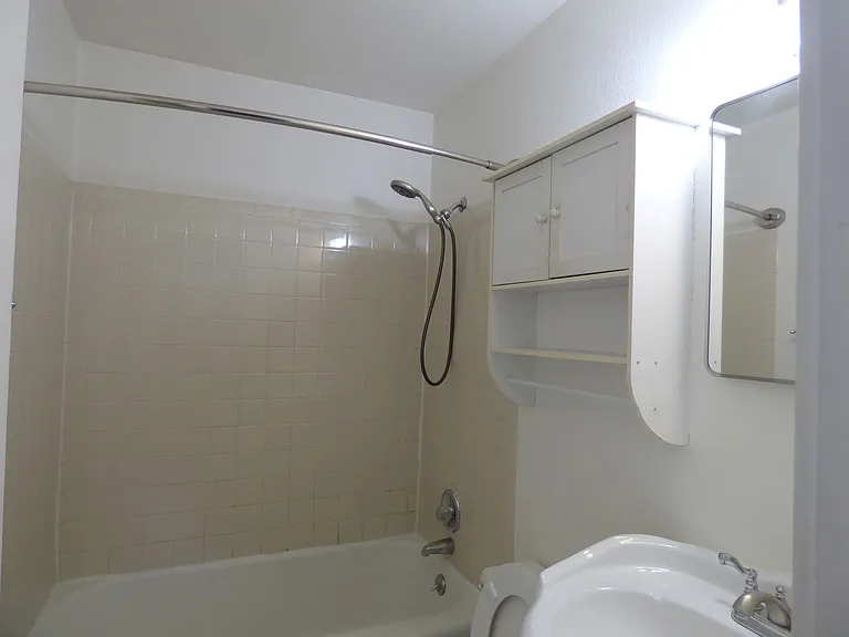 546 Atwood Street — Photo 18