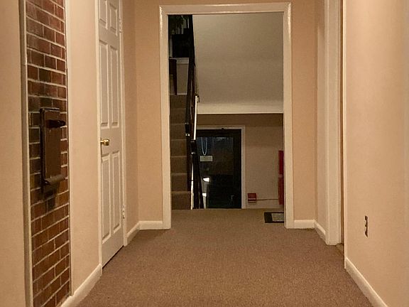 2nd image of 590 American Legion Hwy APT 6