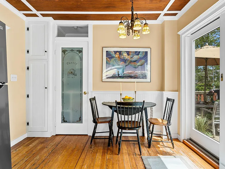 17 Elizabeth St — Photo 19