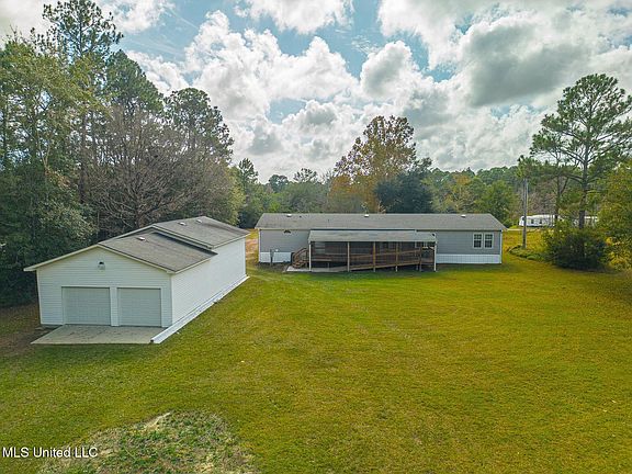 3rd image of 11198 Pinehurst Pl W