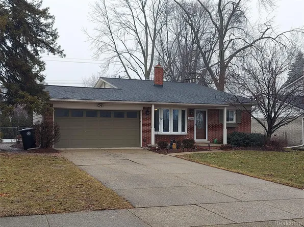 35340 Schoolcraft Rd, Livonia, MI 48150