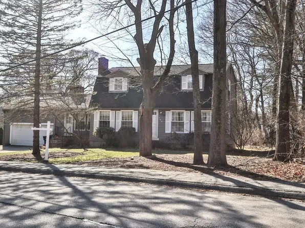 105 E Dudley St, Marlborough, MA 01752