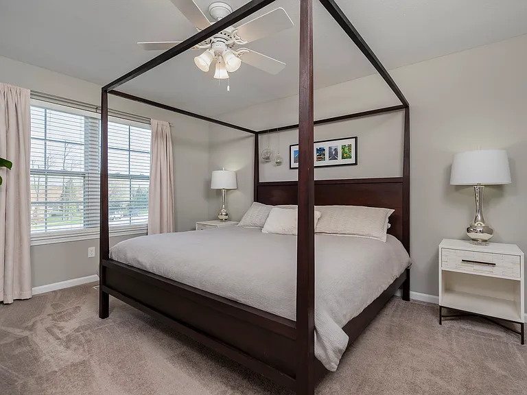 705 Bridgeview Dr — Photo 12