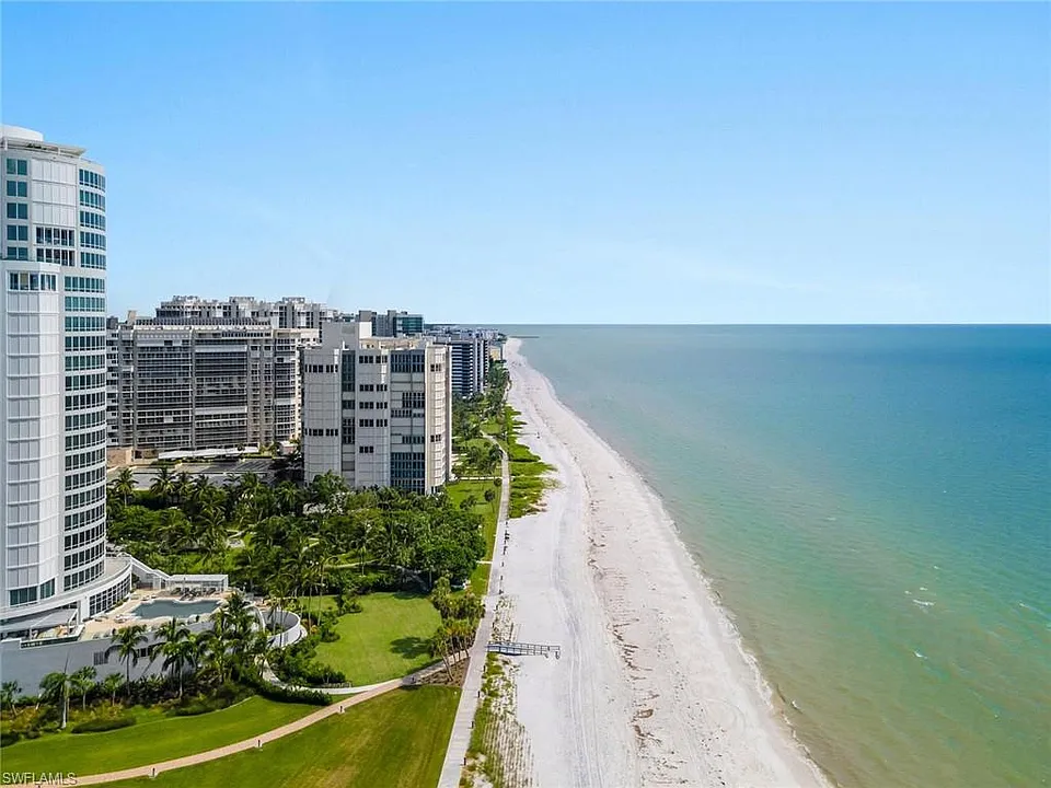 555 Park Shore Dr #B-513
