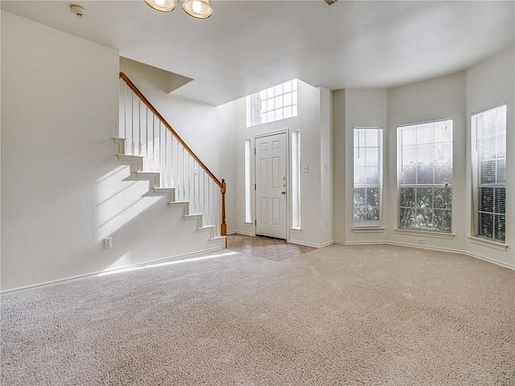 4th image of 208 Patton Dr