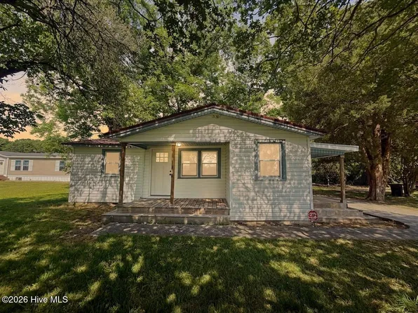 9936 Hobbton Highway, Clinton, NC 28328