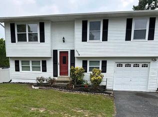 7718 Marbrook Rd, Glen Burnie, MD 21060