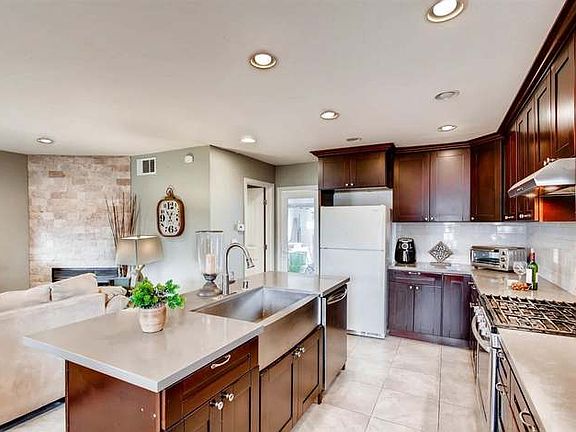 3rd image of 13815 Johannesberg Dr