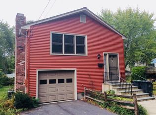 29 Lancaster Rd, Dedham, MA 02026