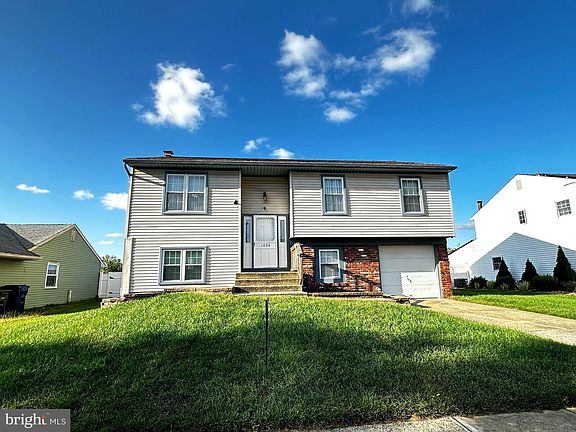 3rd image of 1024 Micawber Dr