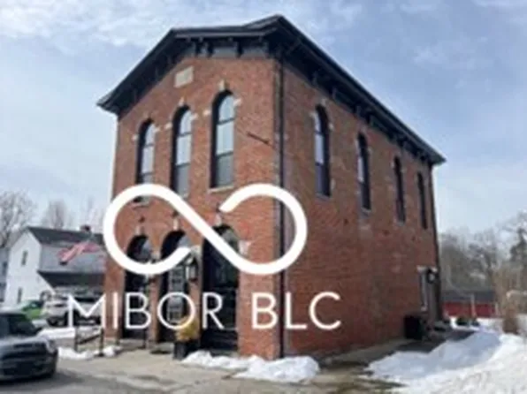 102 N Main St, Brownsville, IN 47325