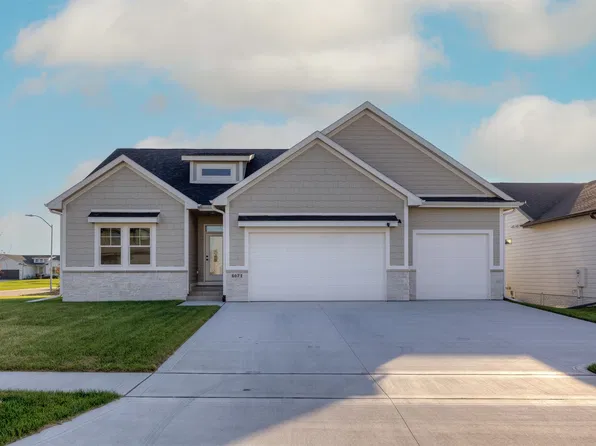4671 180th St, Waukee, IA 50263