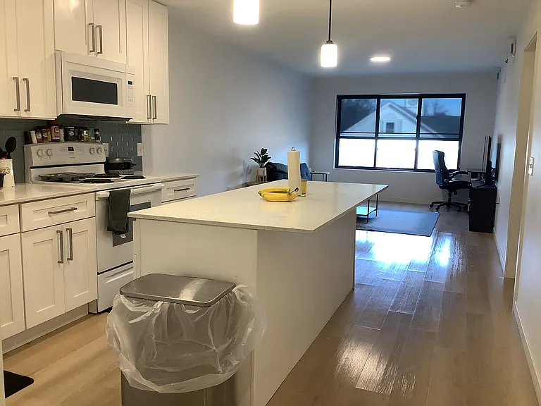 Ben Franklin Flats — Photo 8