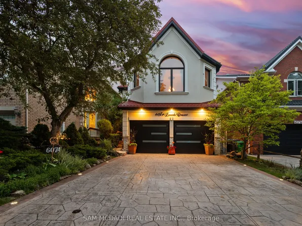6074 Leeside Cres, Mississauga, ON L5M 5K6