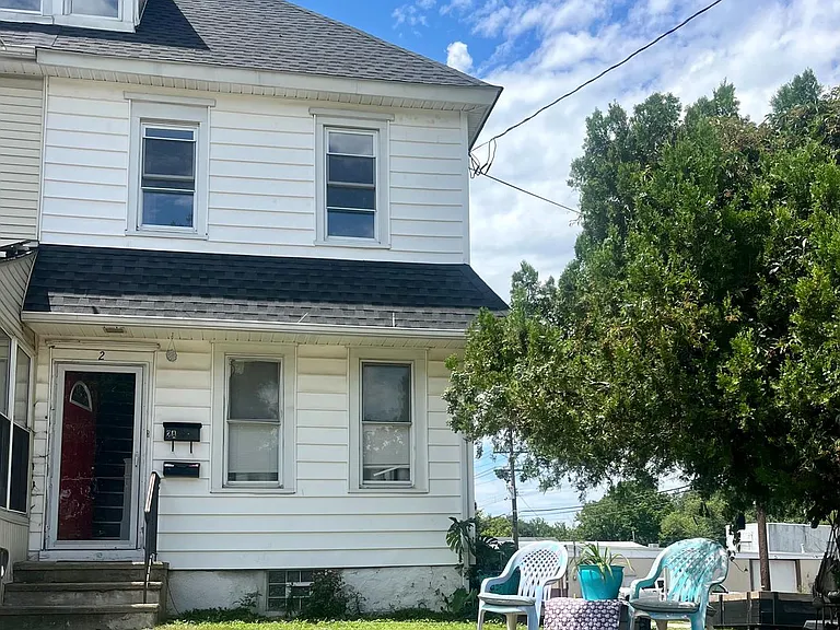 2 Beloit Ave #B — Photo 9