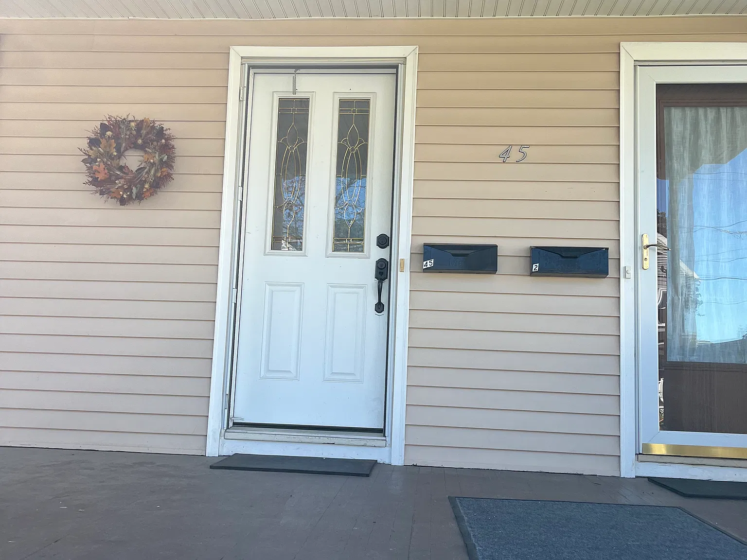 2 bed, 1500 sqft, $2,200 — Photo 1