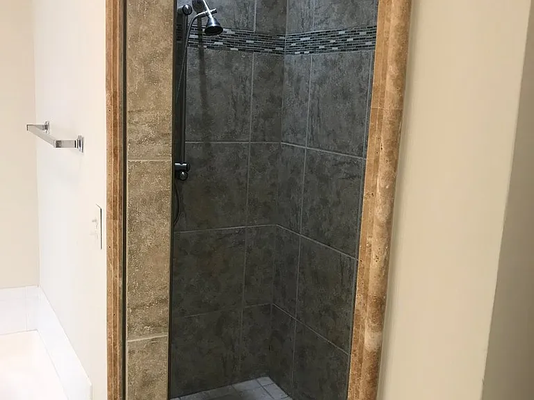 3709 Stonehenge Ln W — Photo 17