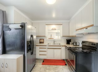 20828 3rd Ave S, Des Moines, WA 98198